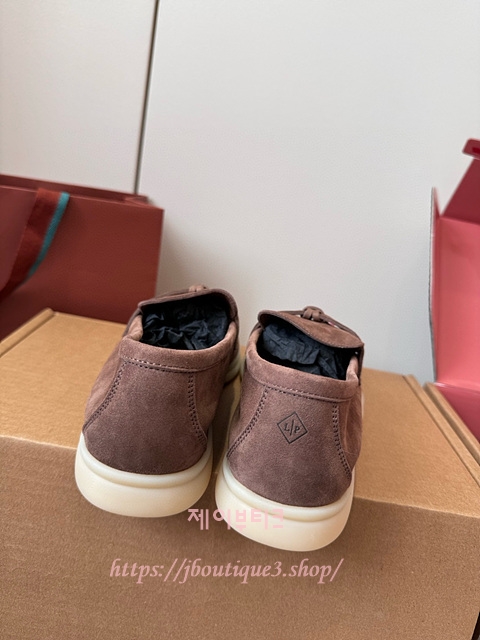 ce54922ee0b4d860aca47d569ef086e7_1745940580_7364.jpg ce54922ee0b4d860aca47d569ef086e7_1745940580_7364.jpg