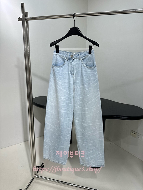 499f1c3bafa3f7d3e45737bfc758857f_1748606891_7321.jpg 499f1c3bafa3f7d3e45737bfc758857f_1748606891_7321.jpg