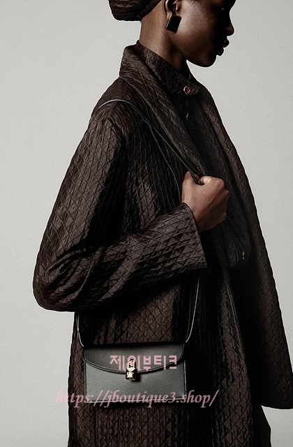 e69ae7692b48c9dbf915eceab35416fd_1747734135_256.jpg e69ae7692b48c9dbf915eceab35416fd_1747734135_256.jpg