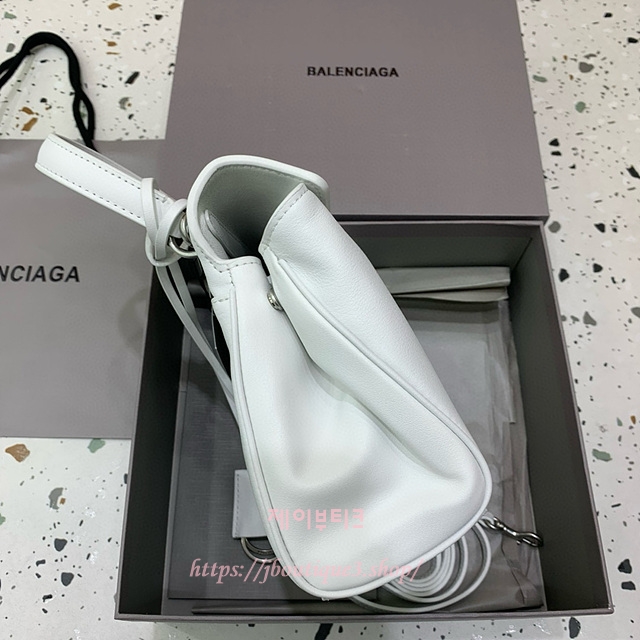 335e5565c93072448d375af661137c4c_1750420846_0515.jpg 335e5565c93072448d375af661137c4c_1750420846_0515.jpg