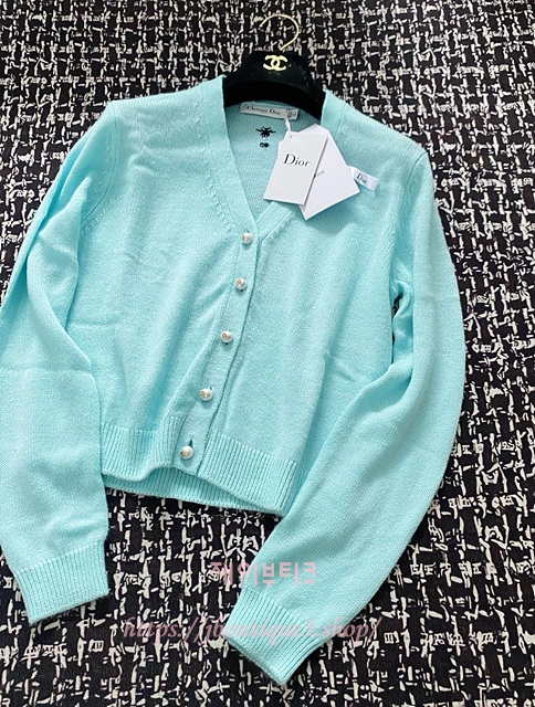 bfb48ff7f69aa00a4608bb4667a57209_1750057548_6011.jpg bfb48ff7f69aa00a4608bb4667a57209_1750057548_6011.jpg