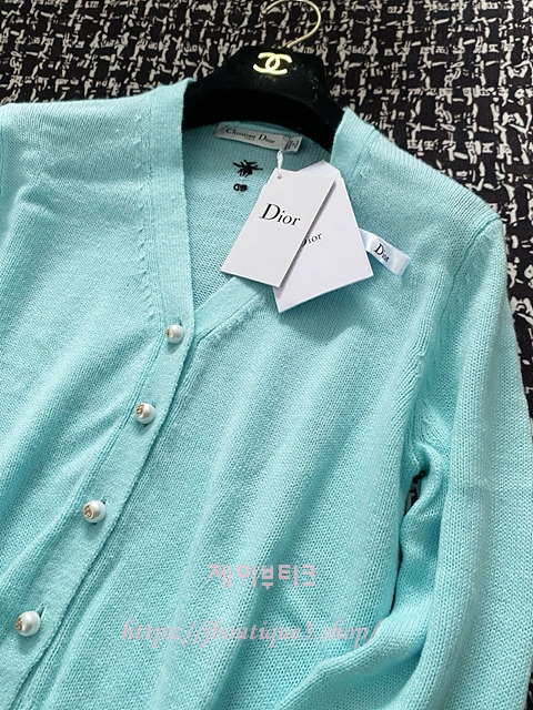 bfb48ff7f69aa00a4608bb4667a57209_1750057549_2449.jpg bfb48ff7f69aa00a4608bb4667a57209_1750057549_2449.jpg