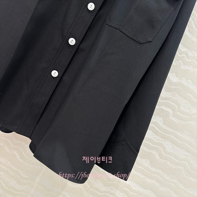 fe68ca8276f277f29af350b6c9f11d95_1750065956_8109.jpg fe68ca8276f277f29af350b6c9f11d95_1750065956_8109.jpg