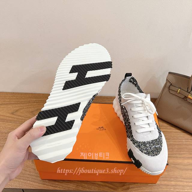 70d5f676d23c2b67f5fdef9104210cd2_1754476745_448.jpg 70d5f676d23c2b67f5fdef9104210cd2_1754476745_448.jpg