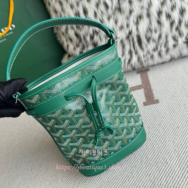 c69cc31de81fd73c80ae1075d4baee44_1755775317_3896.jpg c69cc31de81fd73c80ae1075d4baee44_1755775317_3896.jpg