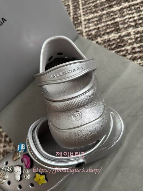 fd949cd21cb9dbcb56c2a291690a5c87_1754063349_4395.jpg fd949cd21cb9dbcb56c2a291690a5c87_1754063349_4395.jpg