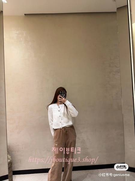 6c777966aecc34533bcac5f1e1c34d0d_1756734782_3233.jpg 6c777966aecc34533bcac5f1e1c34d0d_1756734782_3233.jpg