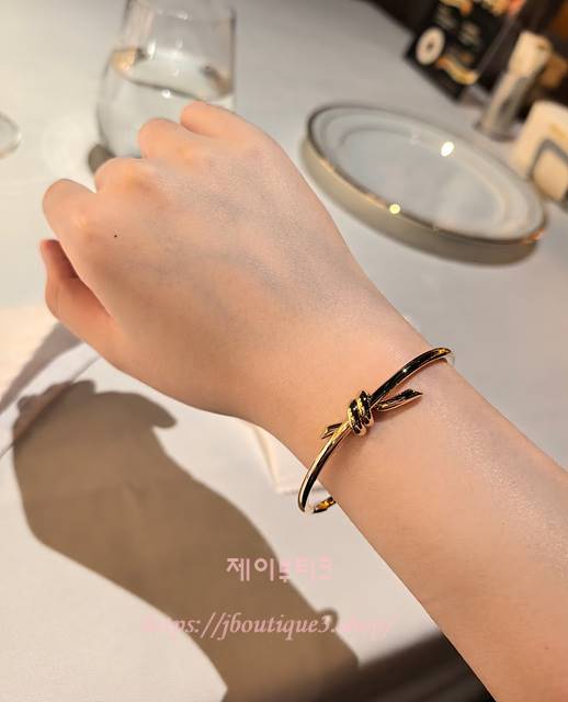 7ad613edf3fcd4be24dab0e90bd9751a_1758190209_4039.jpg 7ad613edf3fcd4be24dab0e90bd9751a_1758190209_4039.jpg