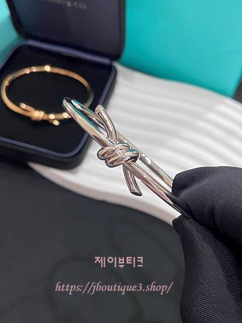 7ad613edf3fcd4be24dab0e90bd9751a_1758190250_4223.jpg 7ad613edf3fcd4be24dab0e90bd9751a_1758190250_4223.jpg