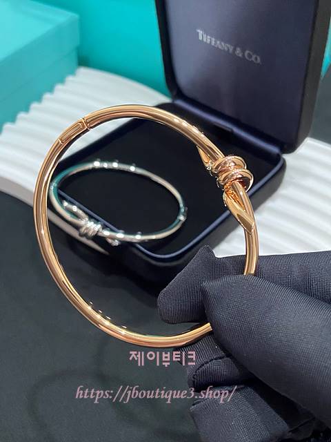 7ad613edf3fcd4be24dab0e90bd9751a_1758190275_6324.jpg 7ad613edf3fcd4be24dab0e90bd9751a_1758190275_6324.jpg