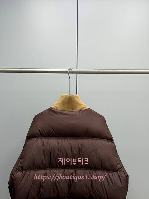 053fbbbadda158341f5f6e32d49d7e21_1760712179_5372.jpg 053fbbbadda158341f5f6e32d49d7e21_1760712179_5372.jpg