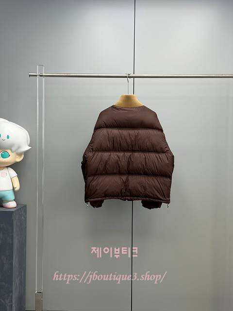 053fbbbadda158341f5f6e32d49d7e21_1760712179_932.jpg 053fbbbadda158341f5f6e32d49d7e21_1760712179_932.jpg