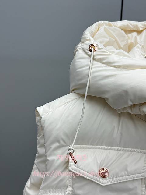 099c3ac5a642dde6b0bbbcd2c484b2eb_1760621771_2489.jpg 099c3ac5a642dde6b0bbbcd2c484b2eb_1760621771_2489.jpg