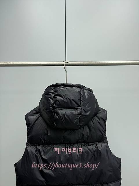 099c3ac5a642dde6b0bbbcd2c484b2eb_1760621782_6267.jpg 099c3ac5a642dde6b0bbbcd2c484b2eb_1760621782_6267.jpg