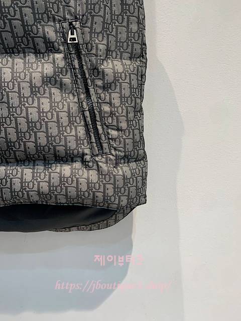 75b1f421cfadad0913e72c244a6d6cd0_1762261818_8135.jpg 75b1f421cfadad0913e72c244a6d6cd0_1762261818_8135.jpg