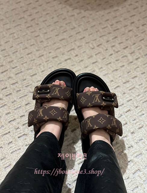 569260addf868d71bf5d9327efdfd328_1765831026_8818.jpg 569260addf868d71bf5d9327efdfd328_1765831026_8818.jpg