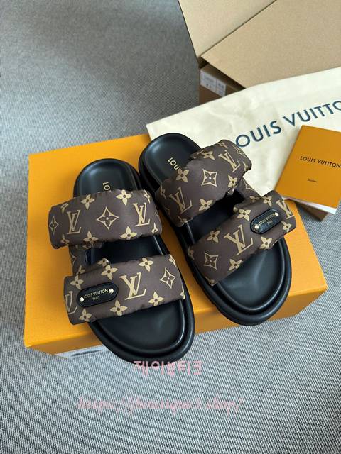 569260addf868d71bf5d9327efdfd328_1765831050_7265.jpg 569260addf868d71bf5d9327efdfd328_1765831050_7265.jpg