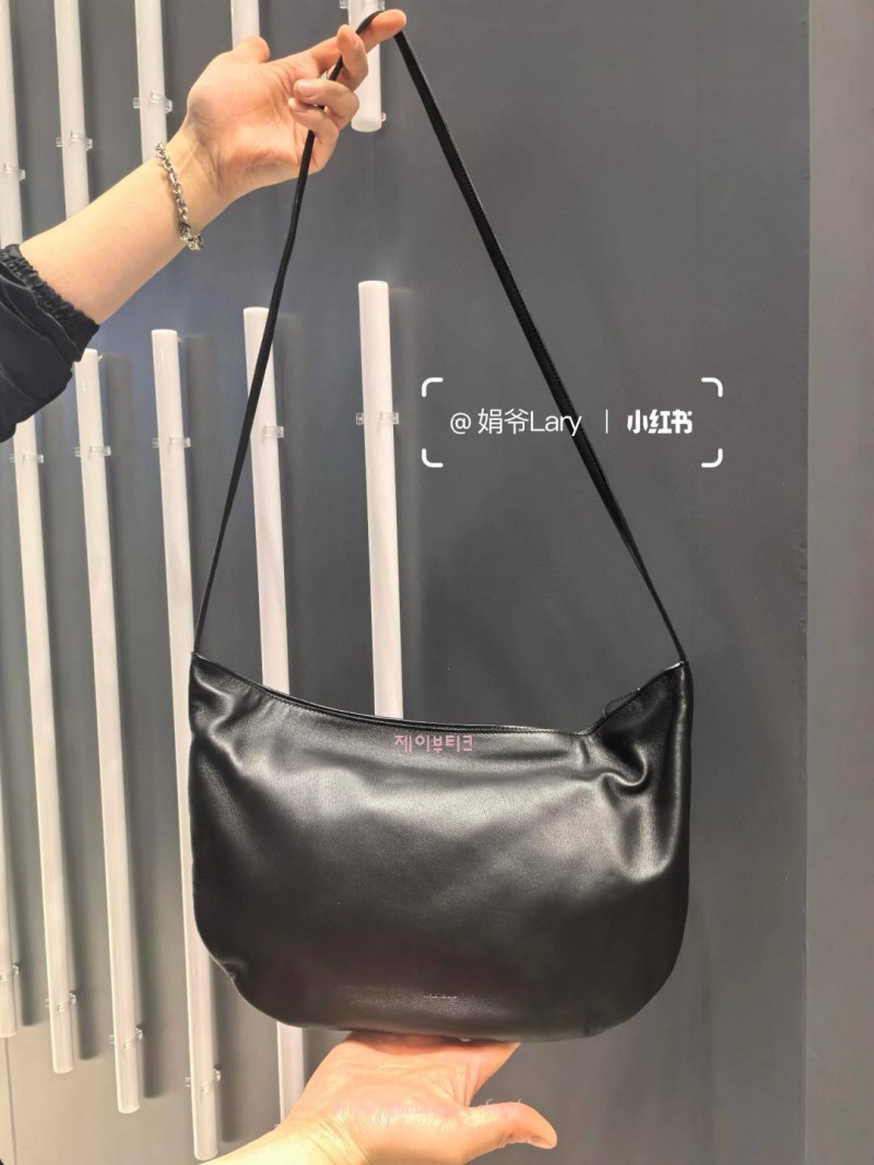 686a71705f69b7aa6eed19e59560f754_1765123248_7234.jpg 686a71705f69b7aa6eed19e59560f754_1765123248_7234.jpg