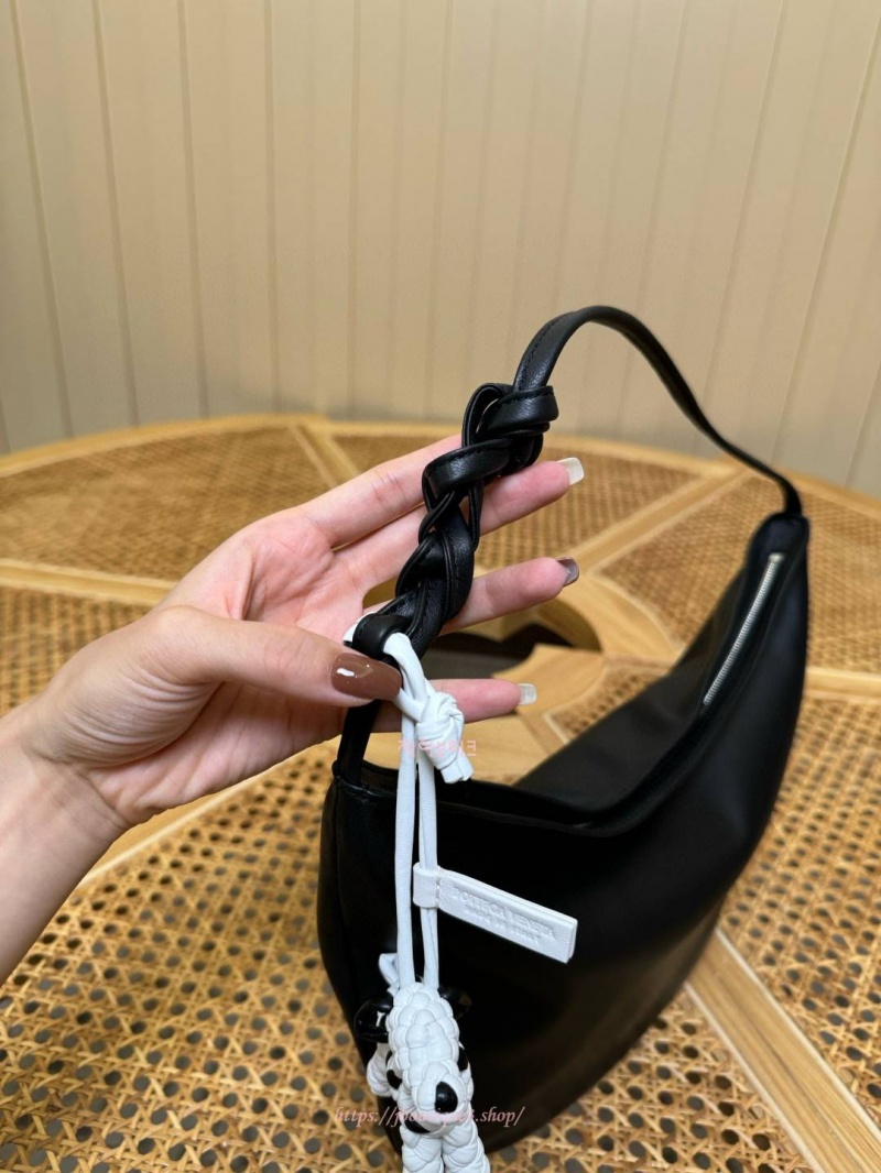 686a71705f69b7aa6eed19e59560f754_1765123266_1623.jpg 686a71705f69b7aa6eed19e59560f754_1765123266_1623.jpg