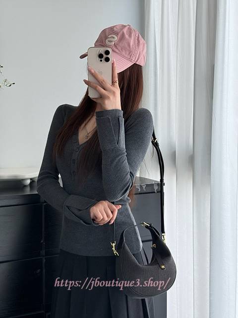 686a71705f69b7aa6eed19e59560f754_1765134307_8504.jpg 686a71705f69b7aa6eed19e59560f754_1765134307_8504.jpg