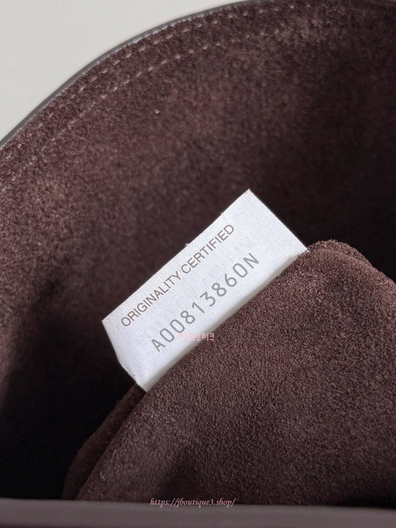 7080be0622722b9fe6ed437a7ca73b51_1765121925_4572.jpg 7080be0622722b9fe6ed437a7ca73b51_1765121925_4572.jpg