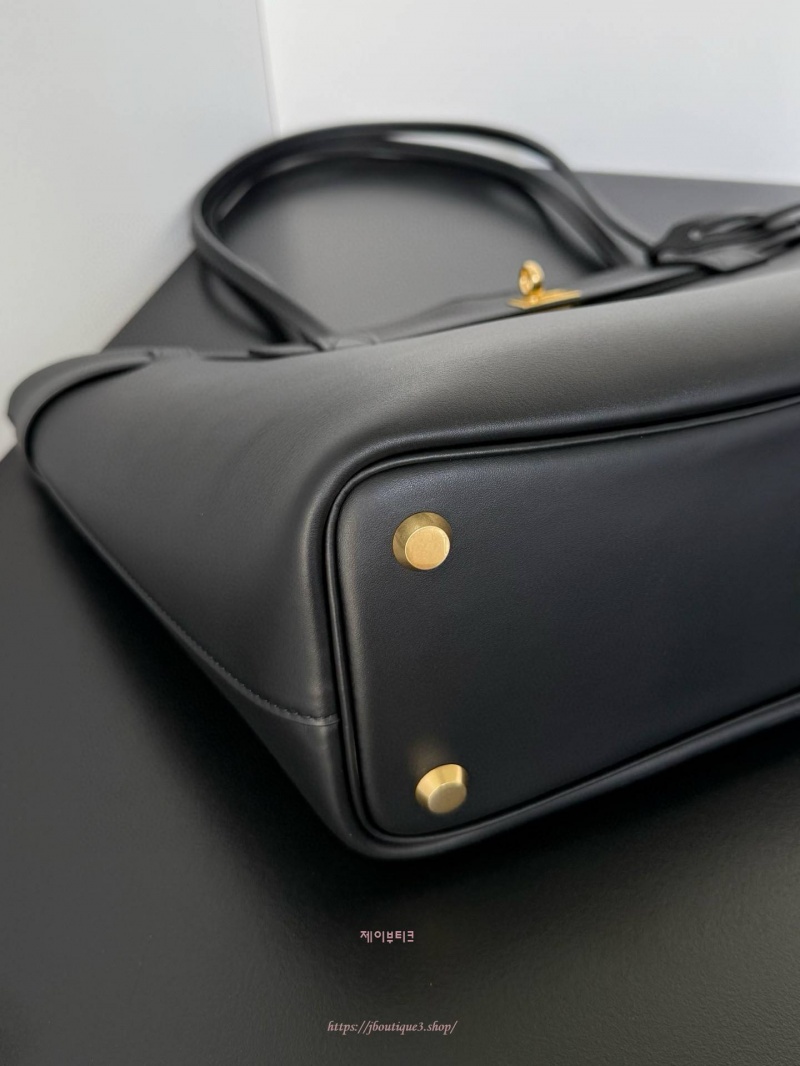 7080be0622722b9fe6ed437a7ca73b51_1765129204_1136.jpg 7080be0622722b9fe6ed437a7ca73b51_1765129204_1136.jpg