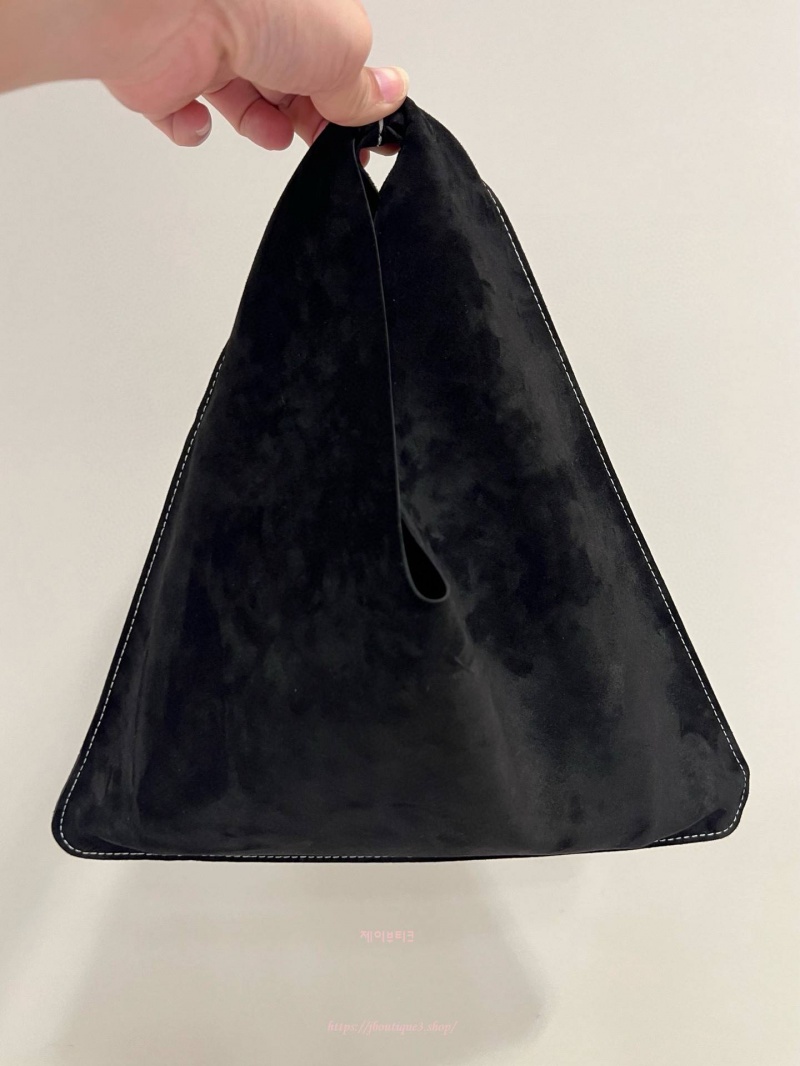 7080be0622722b9fe6ed437a7ca73b51_1765129517_0202.jpg 7080be0622722b9fe6ed437a7ca73b51_1765129517_0202.jpg