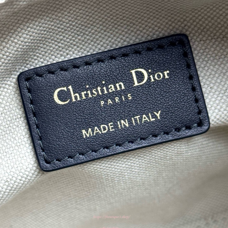 7080be0622722b9fe6ed437a7ca73b51_1765141585_7228.jpg 7080be0622722b9fe6ed437a7ca73b51_1765141585_7228.jpg