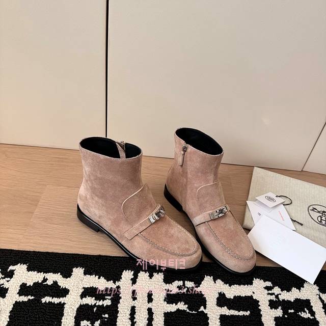 816b970f0846b9ab948554eac8a69294_1765960211_2049.jpg 816b970f0846b9ab948554eac8a69294_1765960211_2049.jpg