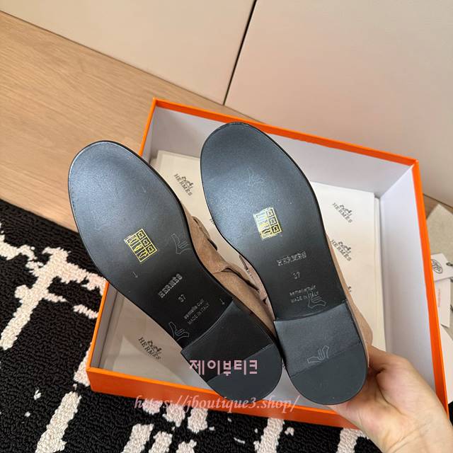 816b970f0846b9ab948554eac8a69294_1765960213_4104.jpg 816b970f0846b9ab948554eac8a69294_1765960213_4104.jpg