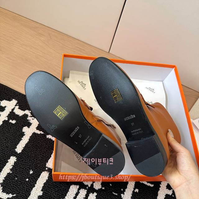 816b970f0846b9ab948554eac8a69294_1765960230_3356.jpg 816b970f0846b9ab948554eac8a69294_1765960230_3356.jpg