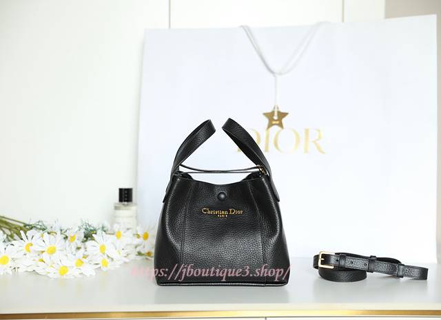 aefd17e4208e6cf04601bbd139d79bcd_1765136091_5984.jpg aefd17e4208e6cf04601bbd139d79bcd_1765136091_5984.jpg