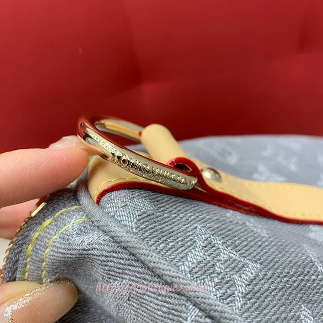 aefd17e4208e6cf04601bbd139d79bcd_1765136649_8978.jpg aefd17e4208e6cf04601bbd139d79bcd_1765136649_8978.jpg