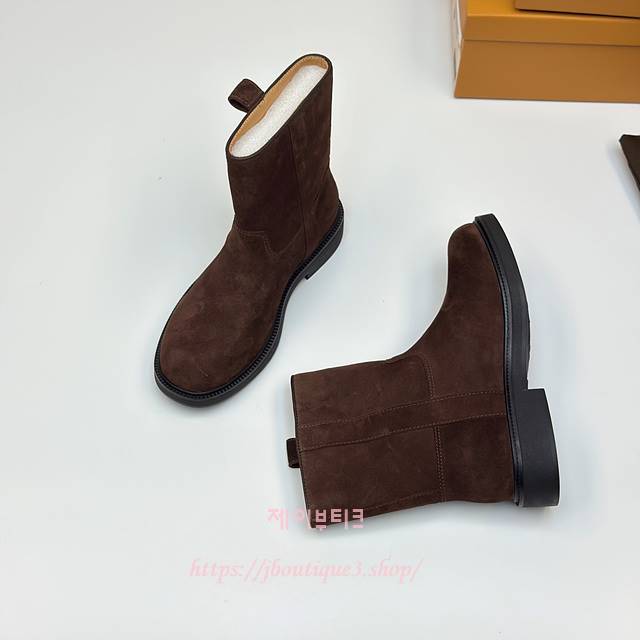 b980b7de7db1ce789085fc0194c98077_1765954035_5024.jpg b980b7de7db1ce789085fc0194c98077_1765954035_5024.jpg