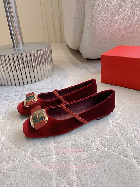 b980b7de7db1ce789085fc0194c98077_1765957730_773.jpg b980b7de7db1ce789085fc0194c98077_1765957730_773.jpg