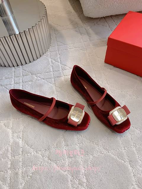 b980b7de7db1ce789085fc0194c98077_1765957731_1964.jpg b980b7de7db1ce789085fc0194c98077_1765957731_1964.jpg