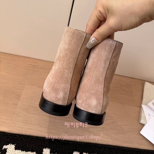 b980b7de7db1ce789085fc0194c98077_1765960212_9745.jpg b980b7de7db1ce789085fc0194c98077_1765960212_9745.jpg