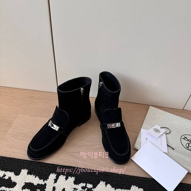 b980b7de7db1ce789085fc0194c98077_1765960218_7021.jpg b980b7de7db1ce789085fc0194c98077_1765960218_7021.jpg