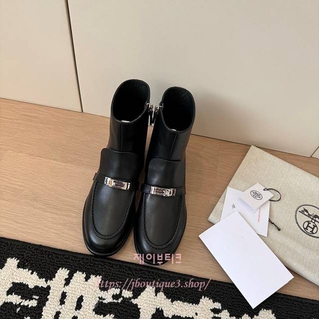 b980b7de7db1ce789085fc0194c98077_1765960242_9533.jpg b980b7de7db1ce789085fc0194c98077_1765960242_9533.jpg