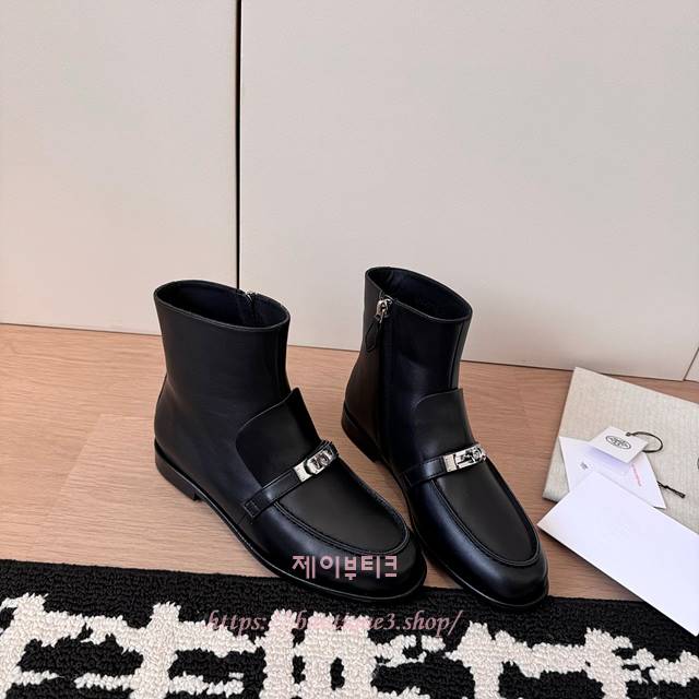 b980b7de7db1ce789085fc0194c98077_1765960243_7591.jpg b980b7de7db1ce789085fc0194c98077_1765960243_7591.jpg