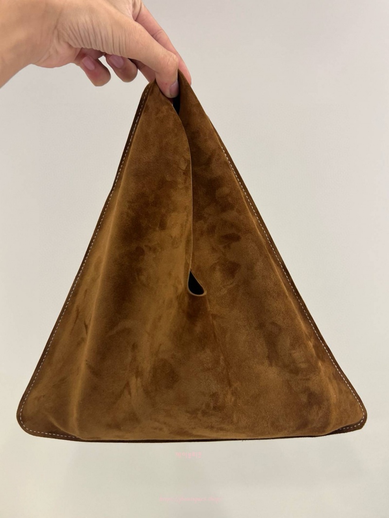 c7f014e853d7dc6a38f6e8e1c5ab3aa5_1765129505_2592.jpg c7f014e853d7dc6a38f6e8e1c5ab3aa5_1765129505_2592.jpg