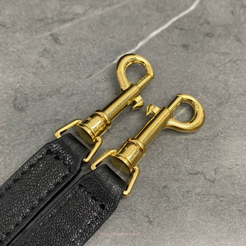 c7f014e853d7dc6a38f6e8e1c5ab3aa5_1765129908_4524.jpg c7f014e853d7dc6a38f6e8e1c5ab3aa5_1765129908_4524.jpg