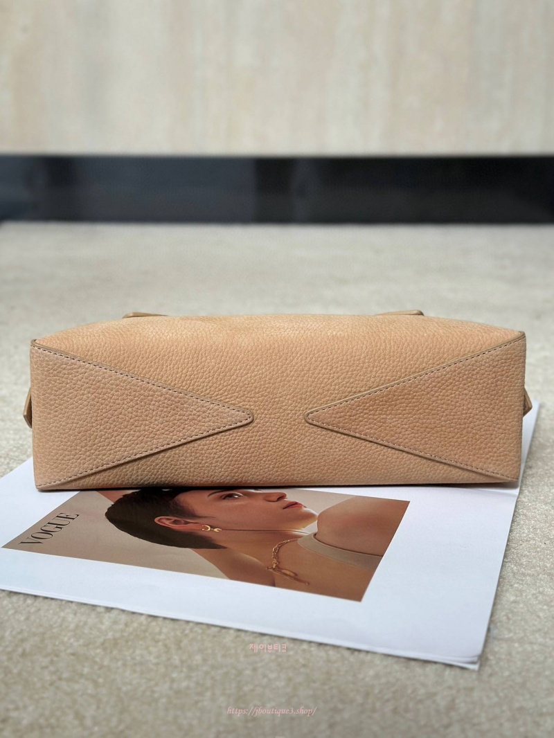 c7f014e853d7dc6a38f6e8e1c5ab3aa5_1765141856_9269.jpg c7f014e853d7dc6a38f6e8e1c5ab3aa5_1765141856_9269.jpg