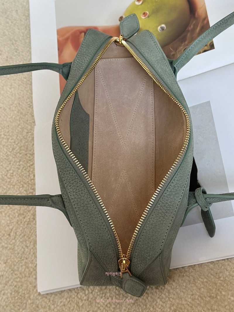 c7f014e853d7dc6a38f6e8e1c5ab3aa5_1765142018_5266.jpg c7f014e853d7dc6a38f6e8e1c5ab3aa5_1765142018_5266.jpg