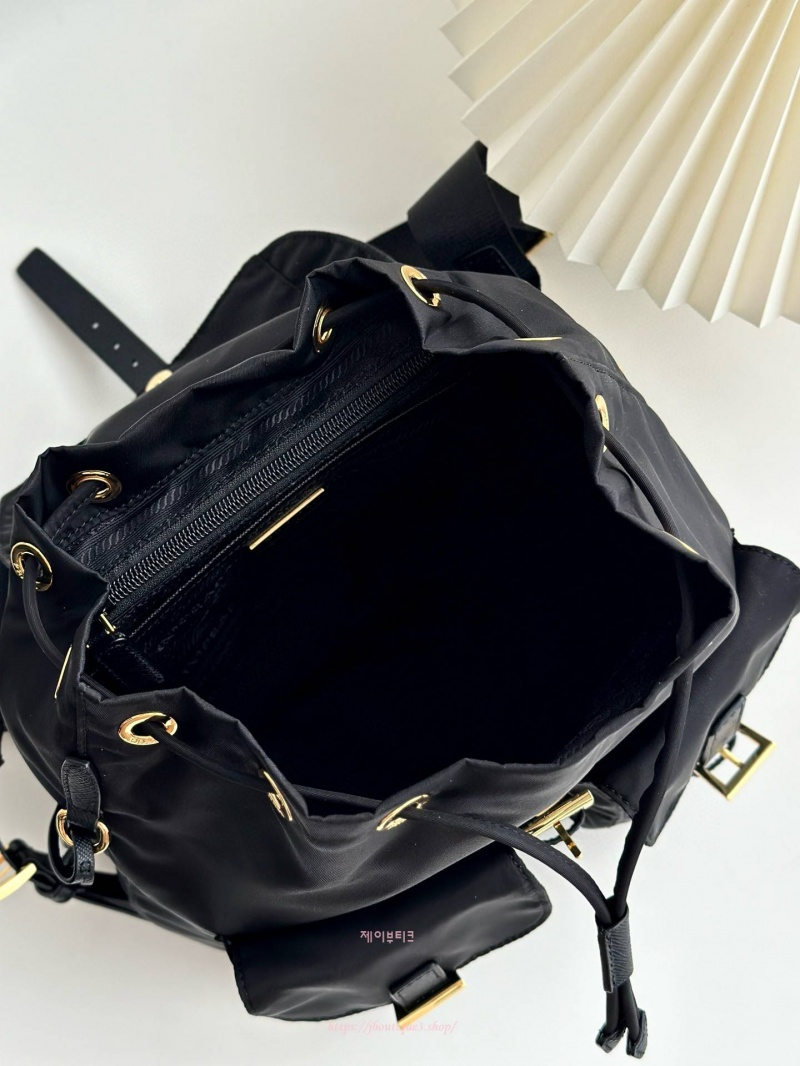 e922b78ffe5afc3ff8d1dfa63e5571bb_1765142482_9472.jpg e922b78ffe5afc3ff8d1dfa63e5571bb_1765142482_9472.jpg