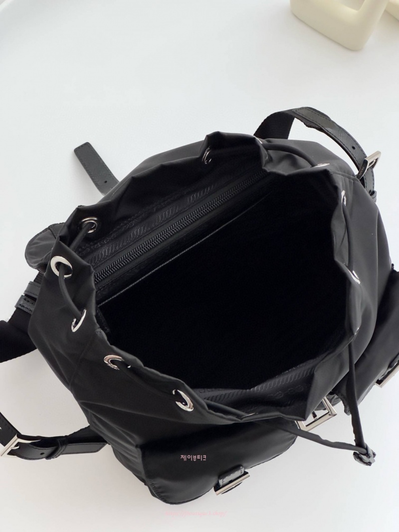 e922b78ffe5afc3ff8d1dfa63e5571bb_1765142601_6734.jpg e922b78ffe5afc3ff8d1dfa63e5571bb_1765142601_6734.jpg