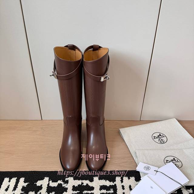 ea36c74a456cecffbd18734218a85b9a_1765960866_7221.jpg ea36c74a456cecffbd18734218a85b9a_1765960866_7221.jpg