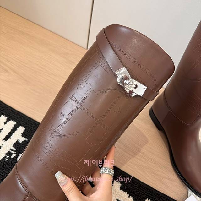 ea36c74a456cecffbd18734218a85b9a_1765960869_6889.jpg ea36c74a456cecffbd18734218a85b9a_1765960869_6889.jpg