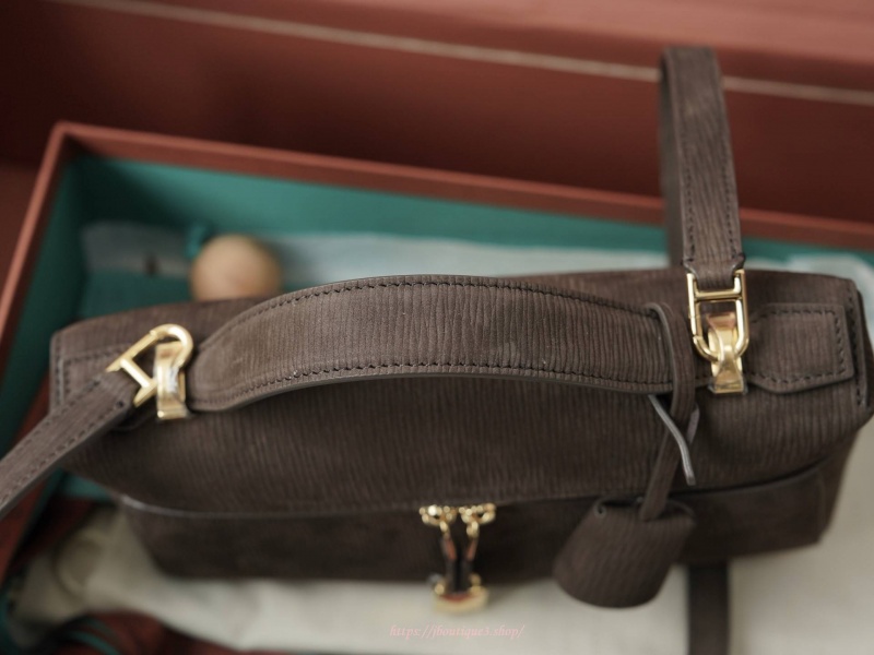 95b81eb2155f0d88c69d6779b5eb43f2_1775155045_2333.jpg 95b81eb2155f0d88c69d6779b5eb43f2_1775155045_2333.jpg