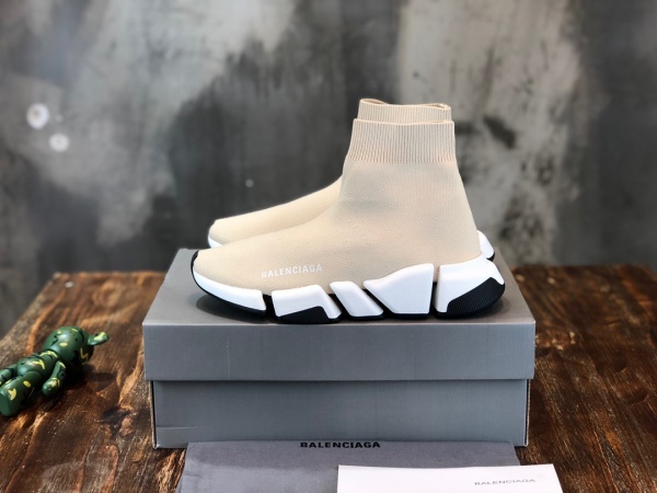  발렌시아가 스피드러너 2.0 급